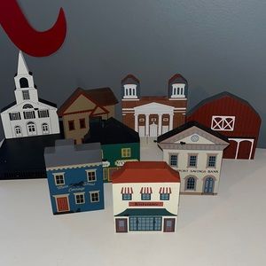 Bundle of cats 🐈‍⬛ meow wooden houses